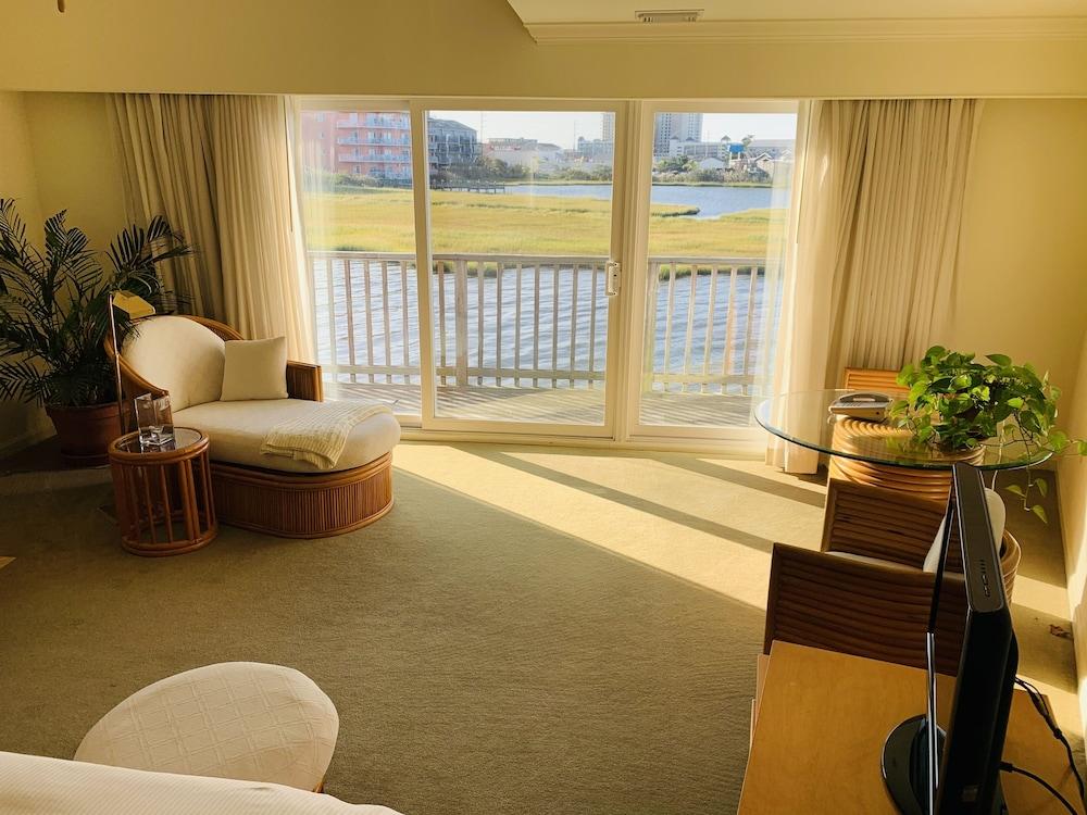 Lighthouse Club Hotel photo 35