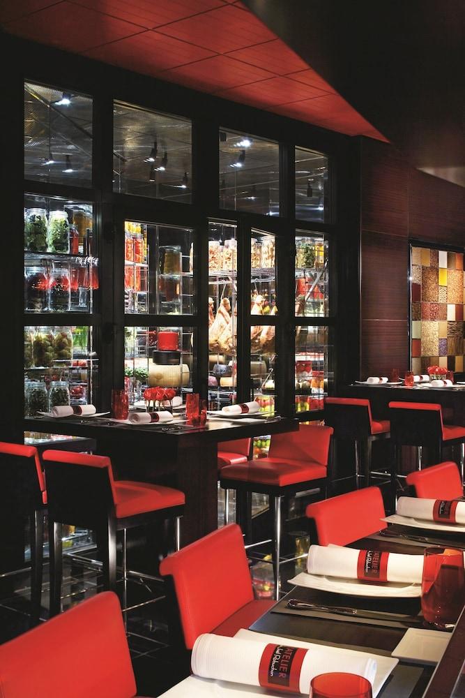 The SKYLOFTS at MGM Grand photo 20