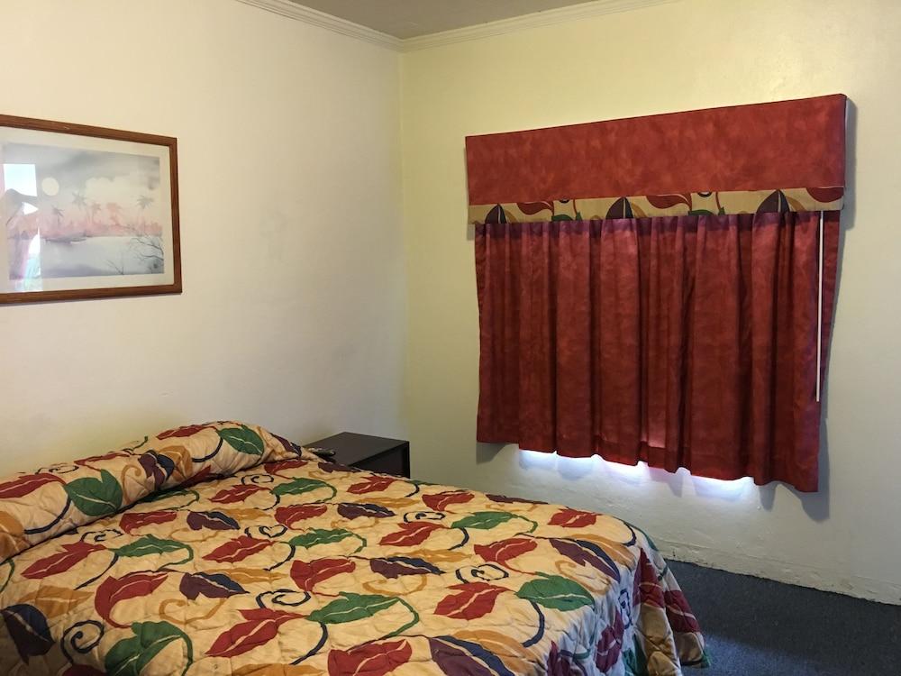 Dixie Motel - Hilliard photo 7