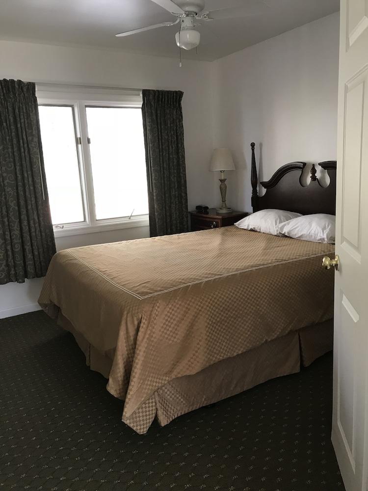 Exit 5 Resort & Condominium photo 49