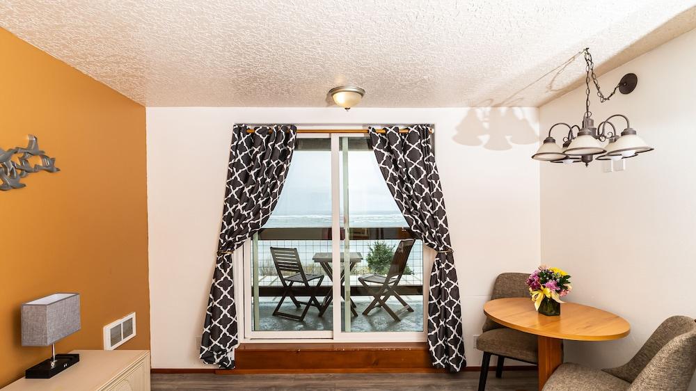 Terimore Bayfront Inn photo 19