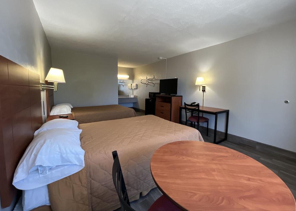 EZ Travel Inn photo 5