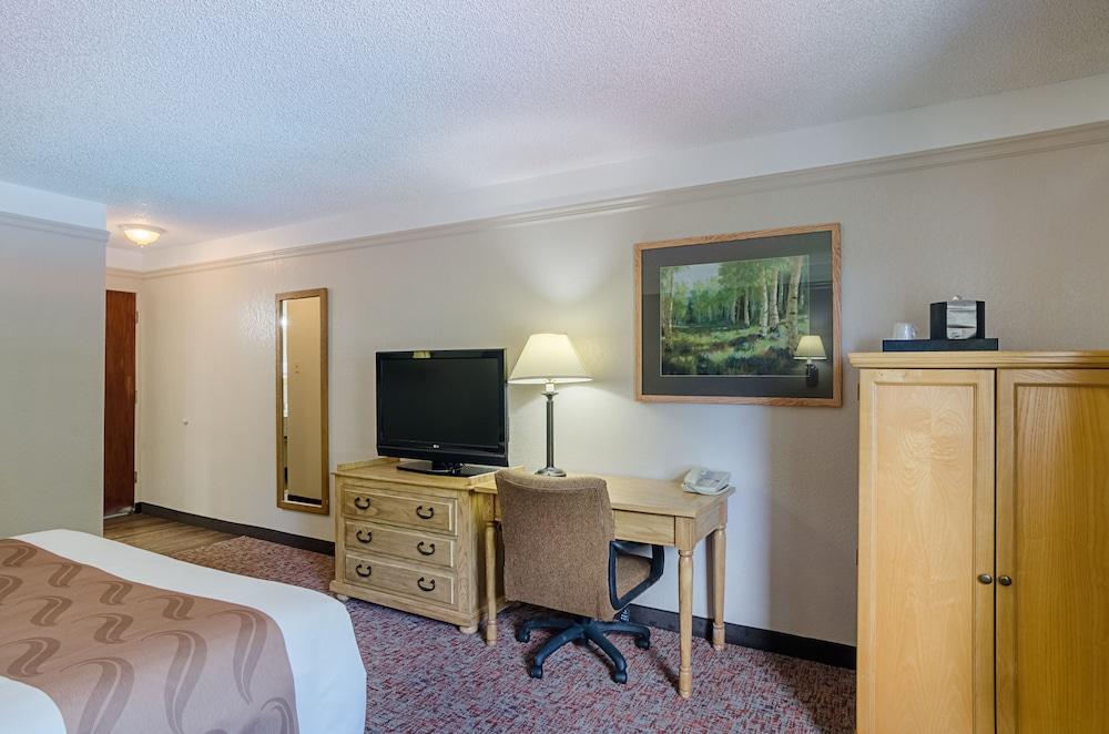 Quality Inn Buffalo photo 11