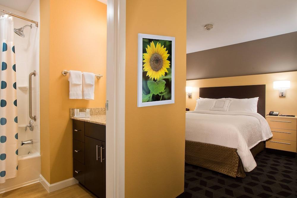 TownePlace Suites by Marriott Dodge City photo 4