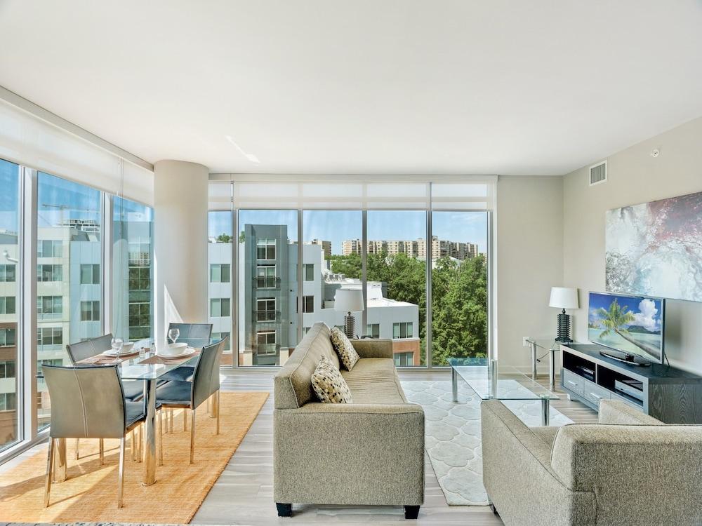 Bluebird Suites in Tysons Corner photo 12