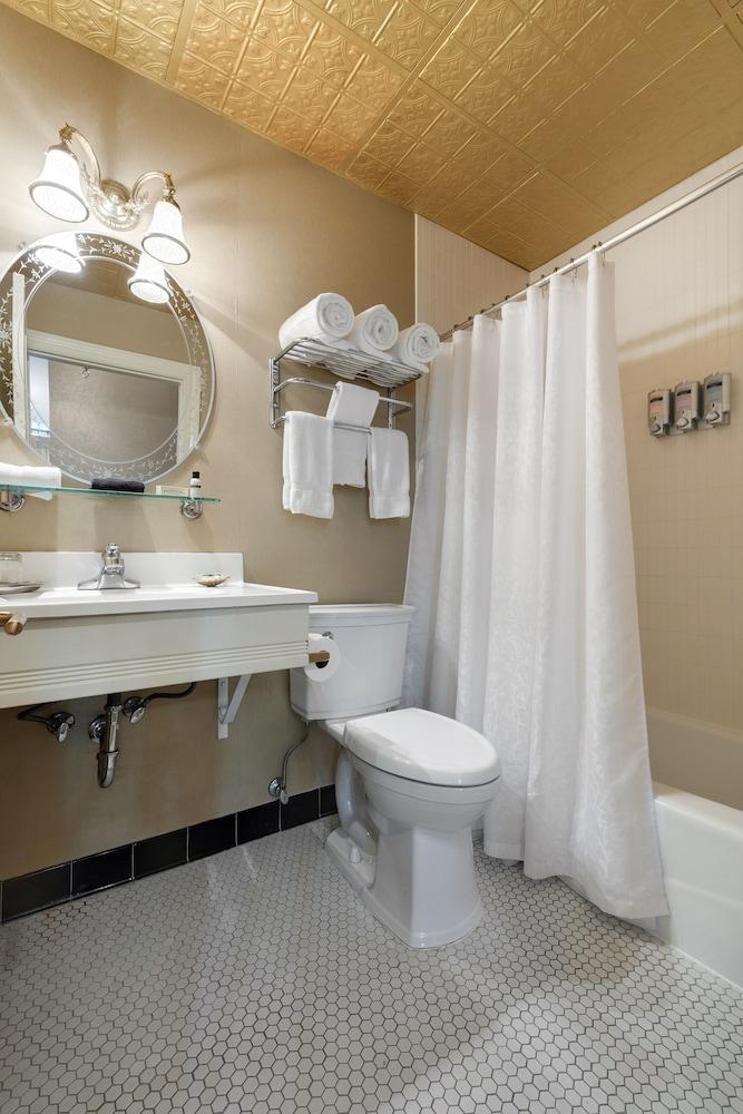 Nicollet Island Inn photo 17