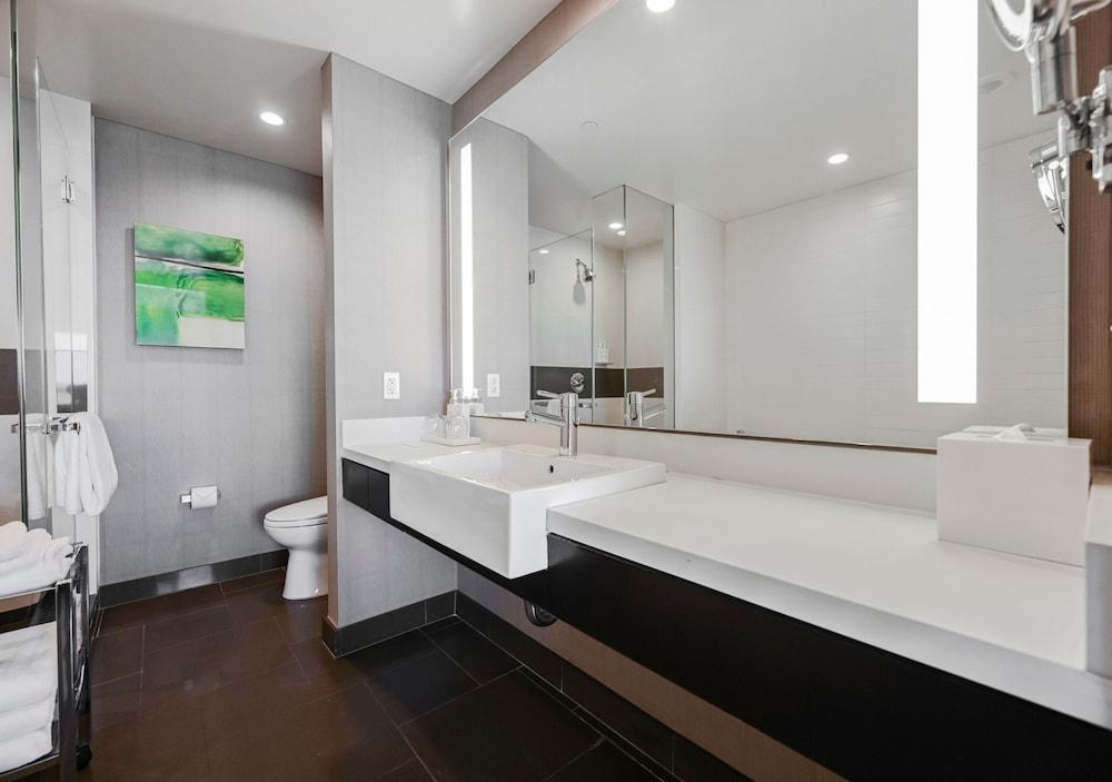 StripViewSuites at Vdara photo 95
