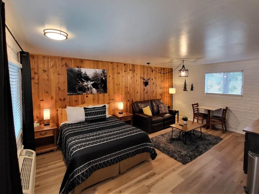 The Nook Pinetop photo 38