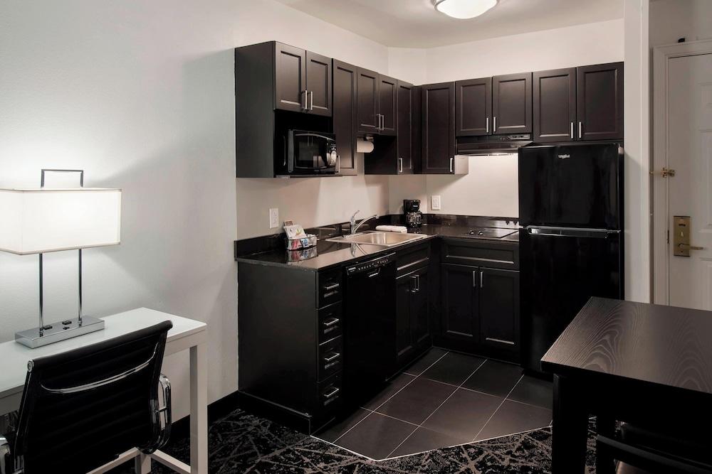 Residence Inn Philadelphia Center City photo 9