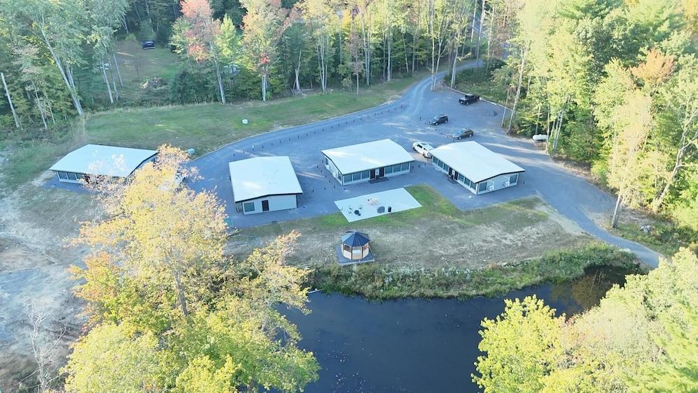 Golden Pond Cabins photo 16
