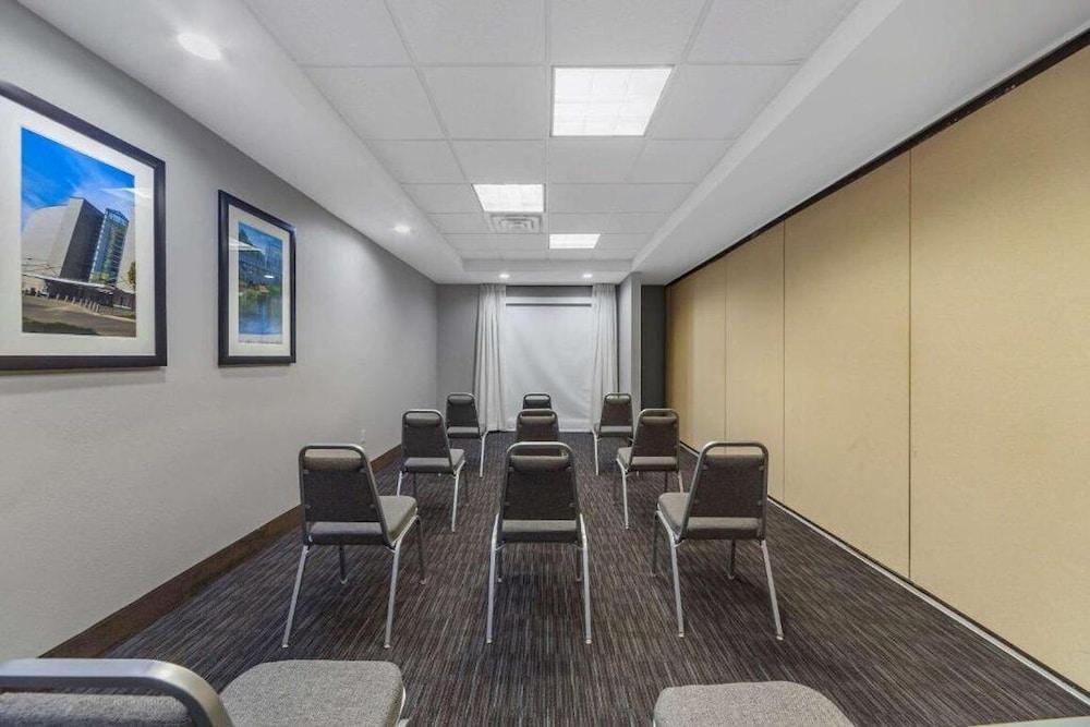 Garner Hotel Oklahoma City - Quail Springs by IHG photo 55