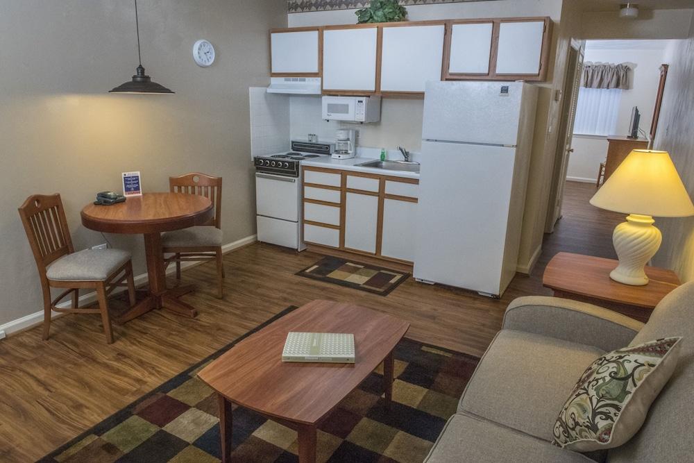 Affordable Suites Kannapolis photo 2