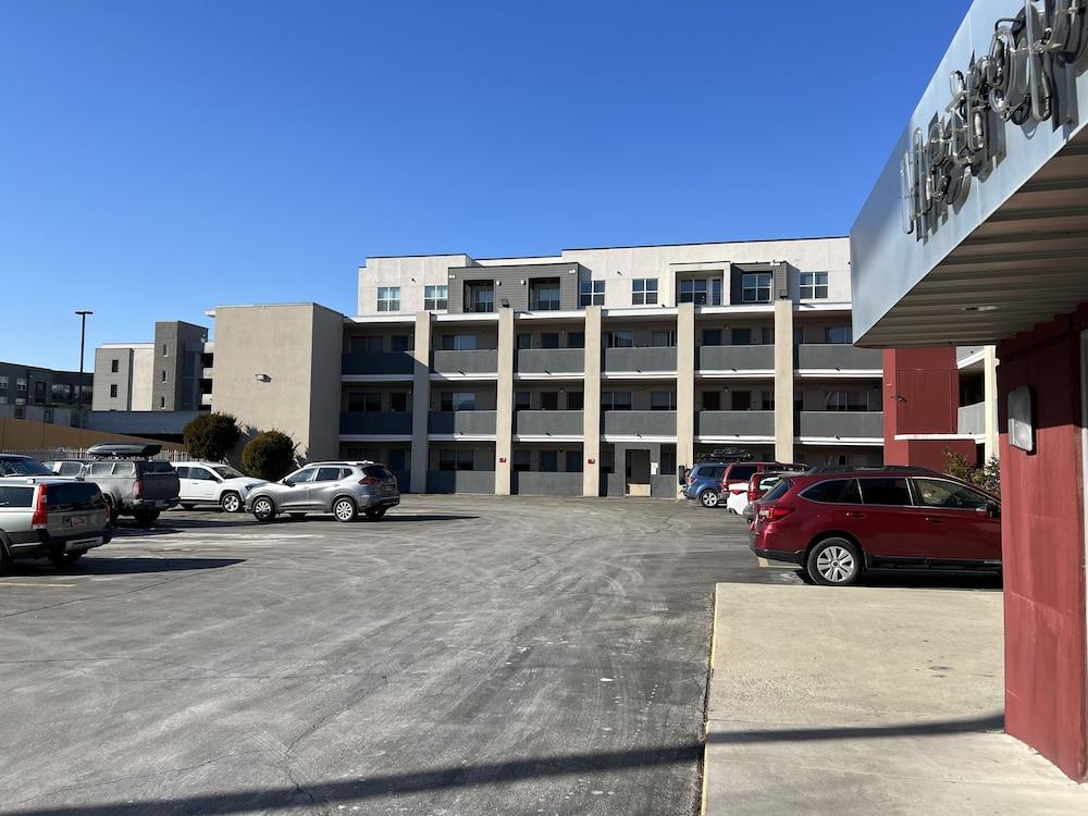 The Metropolitan Inn photo 21
