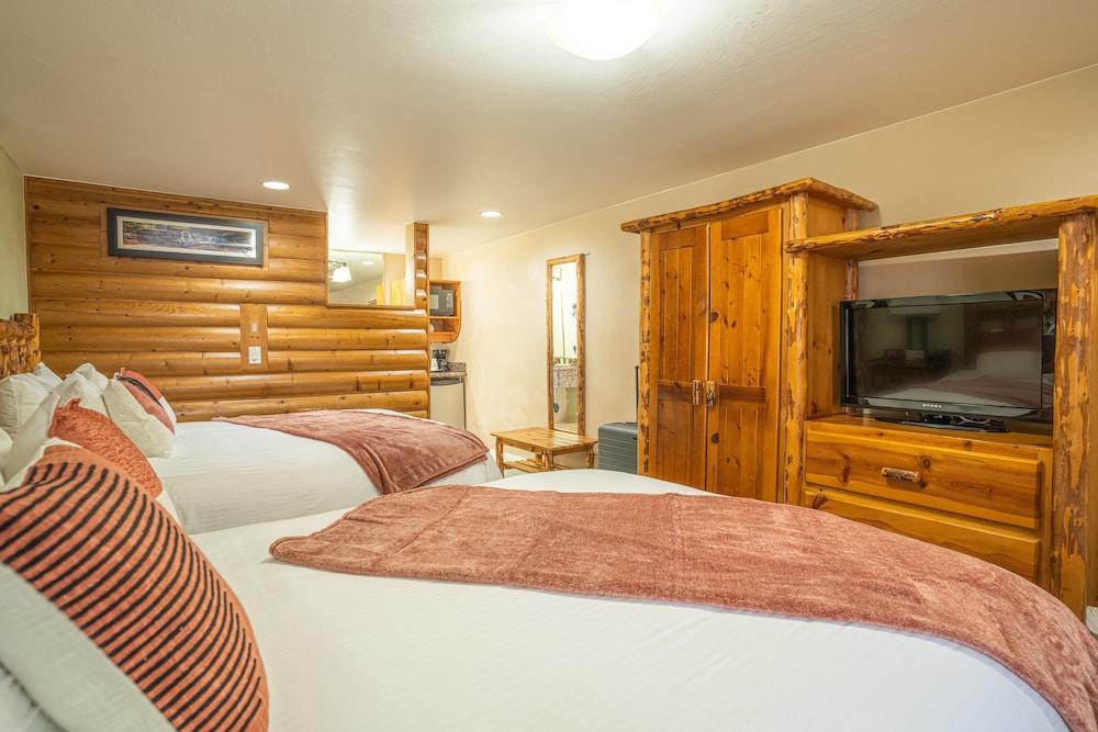 Petty Ranch Inn photo 34