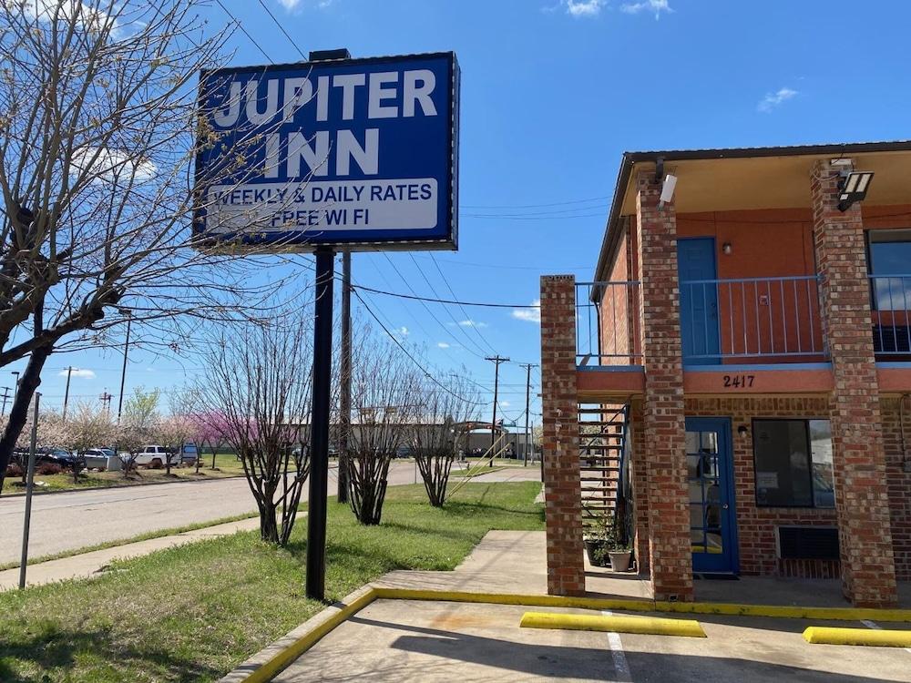 Jupiter Inn photo 10