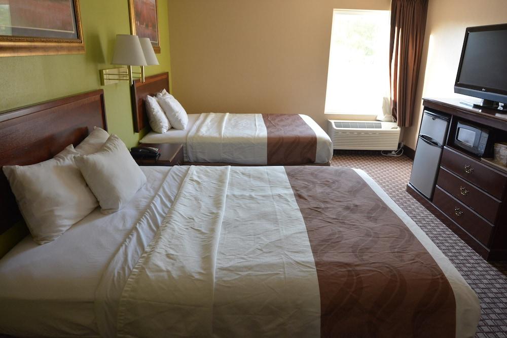 Jameson Inn - Hazlehurst photo 14