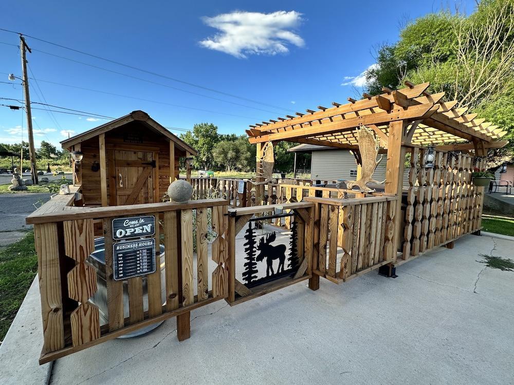 Moosehead Lodge & Cabins photo 10