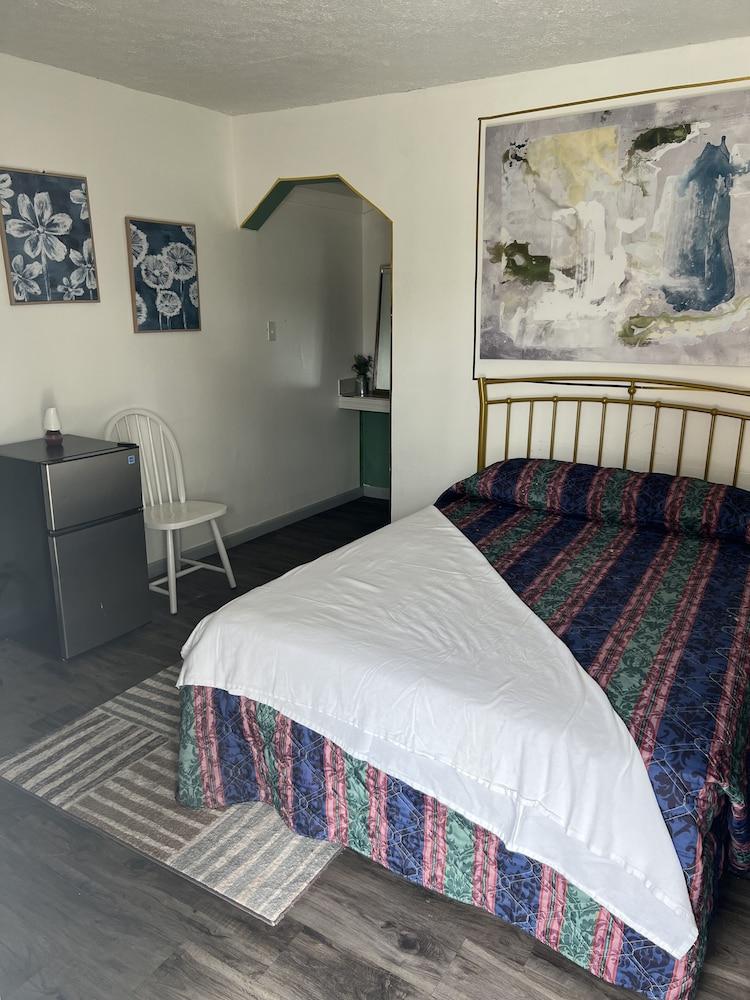 New Rome Motel photo 2