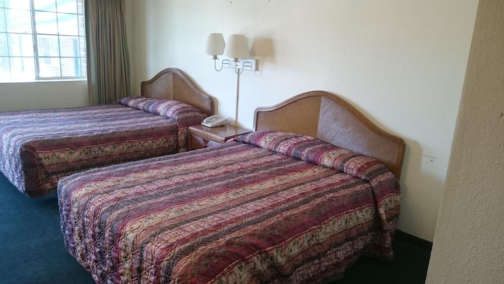 Tri-State Inn photo 7
