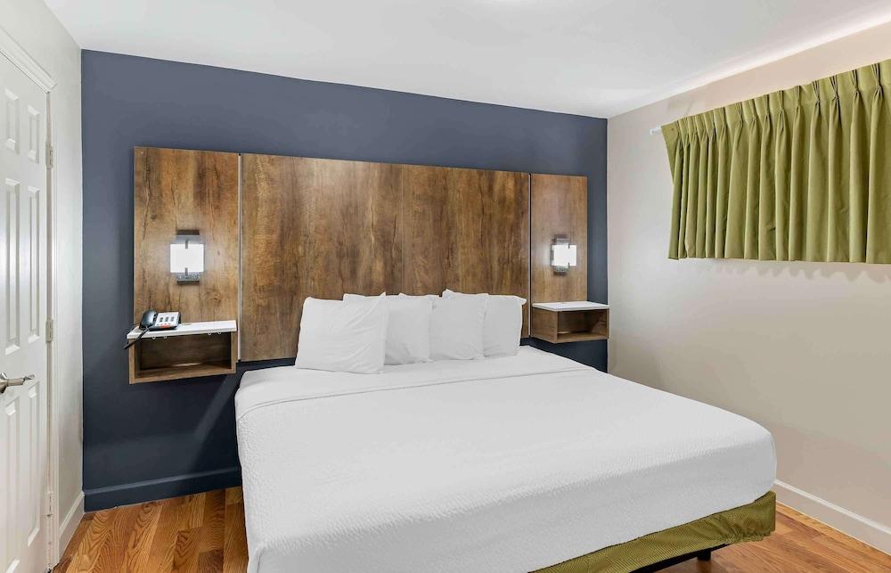 Extended Stay America Select Suites - Odessa photo 9