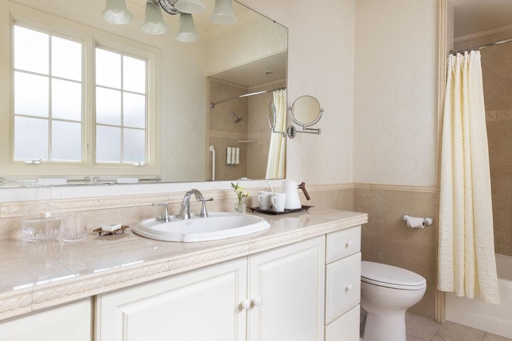 Seven Gables Inn on Monterey Bay, A Kirkwood Collection Property photo 93