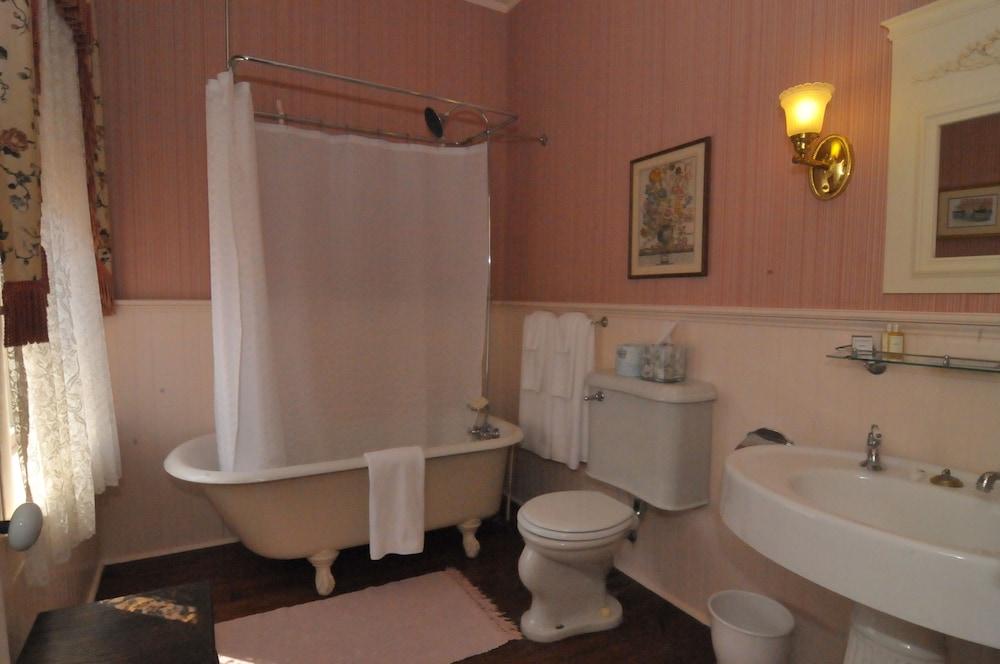 Atlantic Hotel photo 77