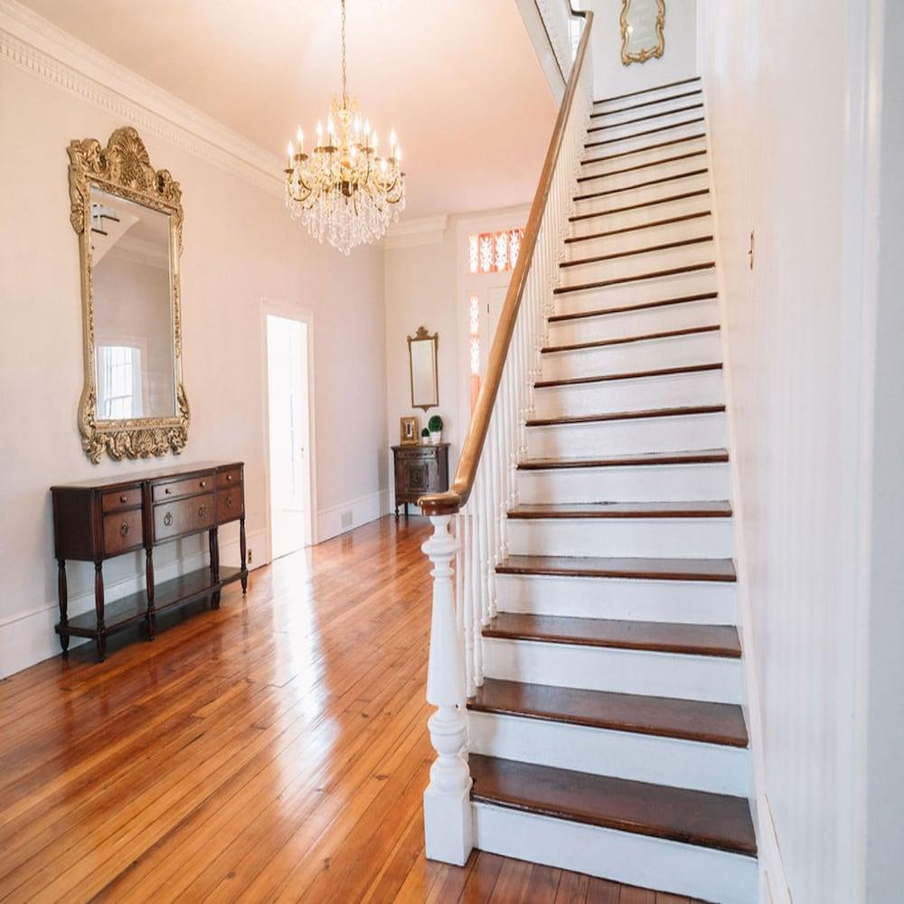 Historic Antebellum Manor photo 28