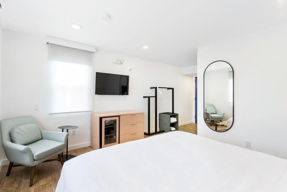 Grove Hotel photo 7