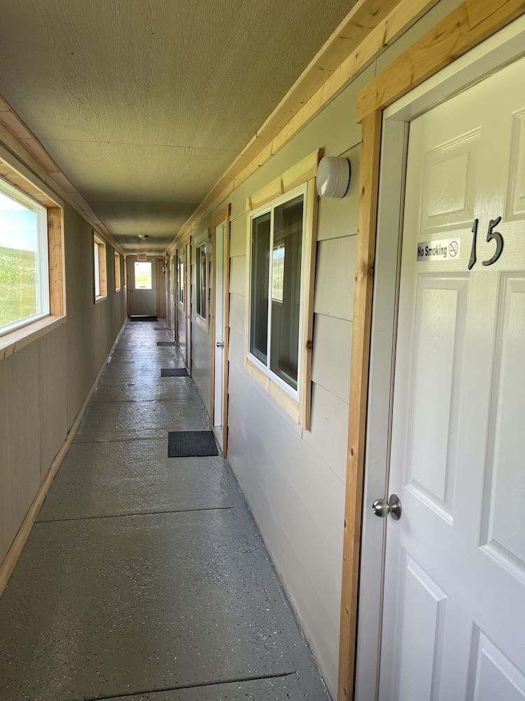 Hooks Hideaway Motel photo 13