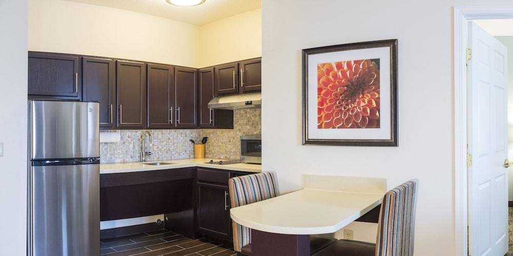 Staybridge Suites Fargo by IHG photo 68