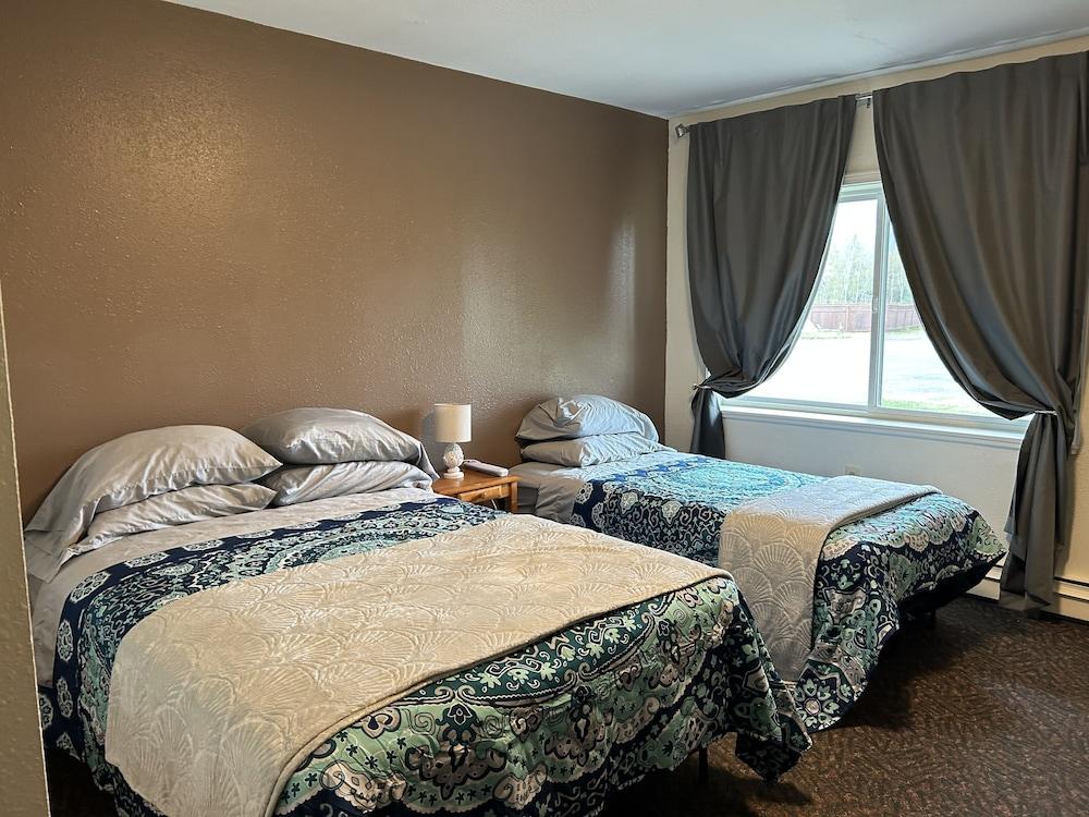 Bird Creek Motel photo 5