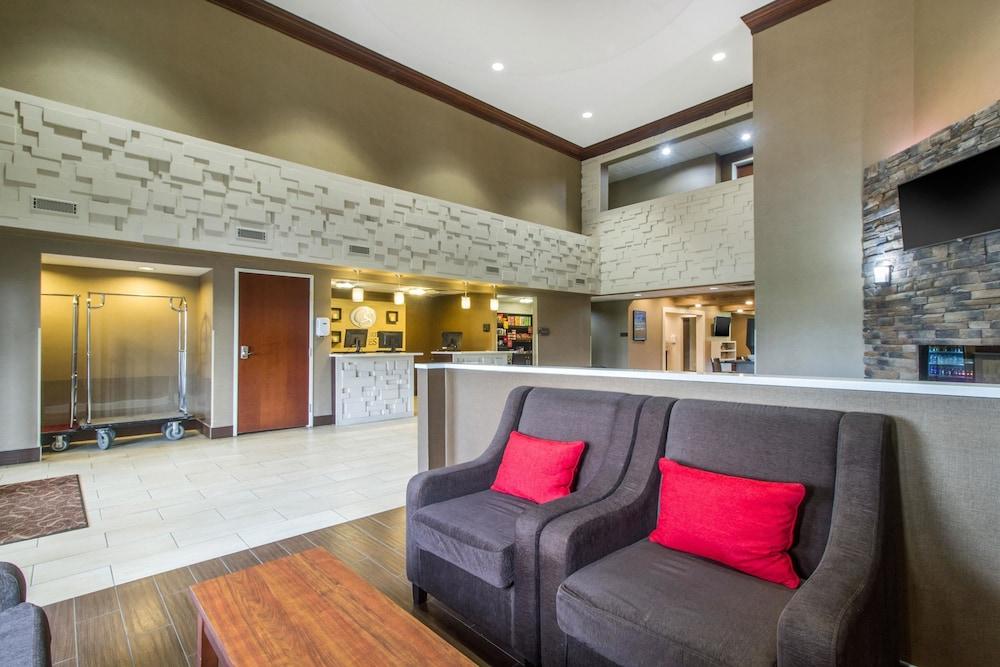 Comfort Suites Danville photo 6