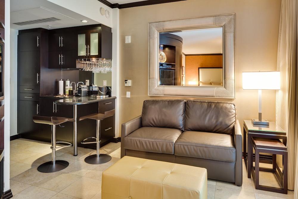 SBV Luxury Ocean Hotel Suites photo 9