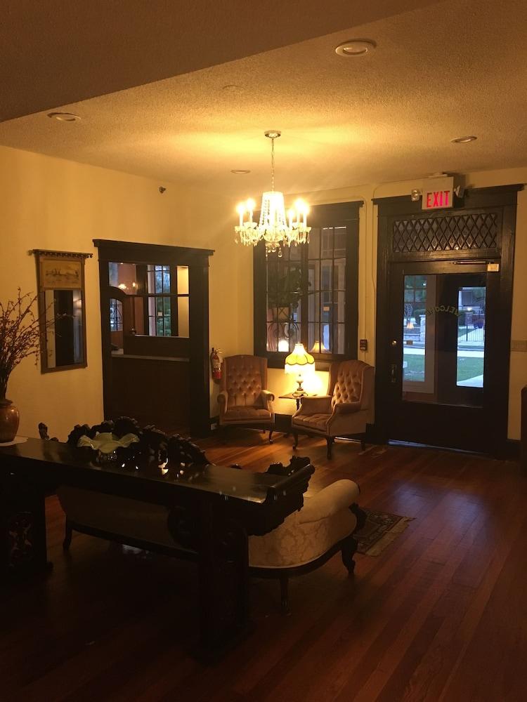 The DeLand Hotel photo 8