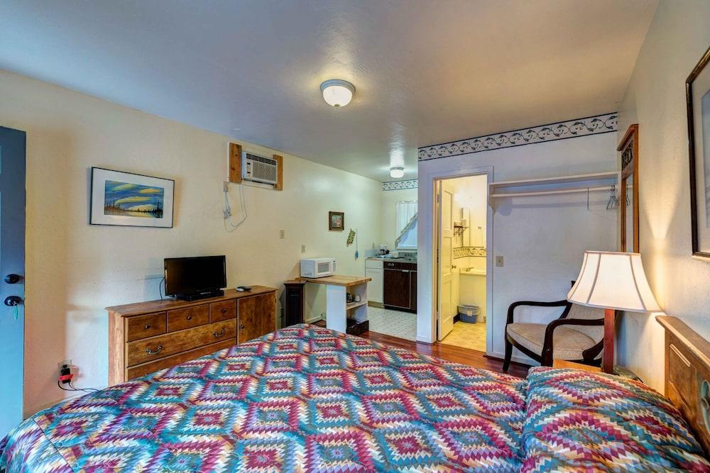 Lake Shasta Lodge photo 27