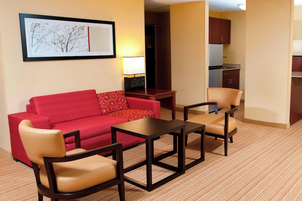Courtyard by Marriott La Crosse photo 5