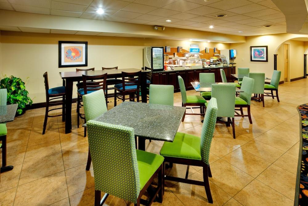 Best Western Owego Inn photo 28