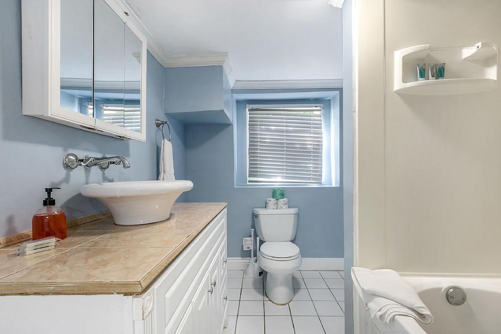 Canal Express Rooms photo 21