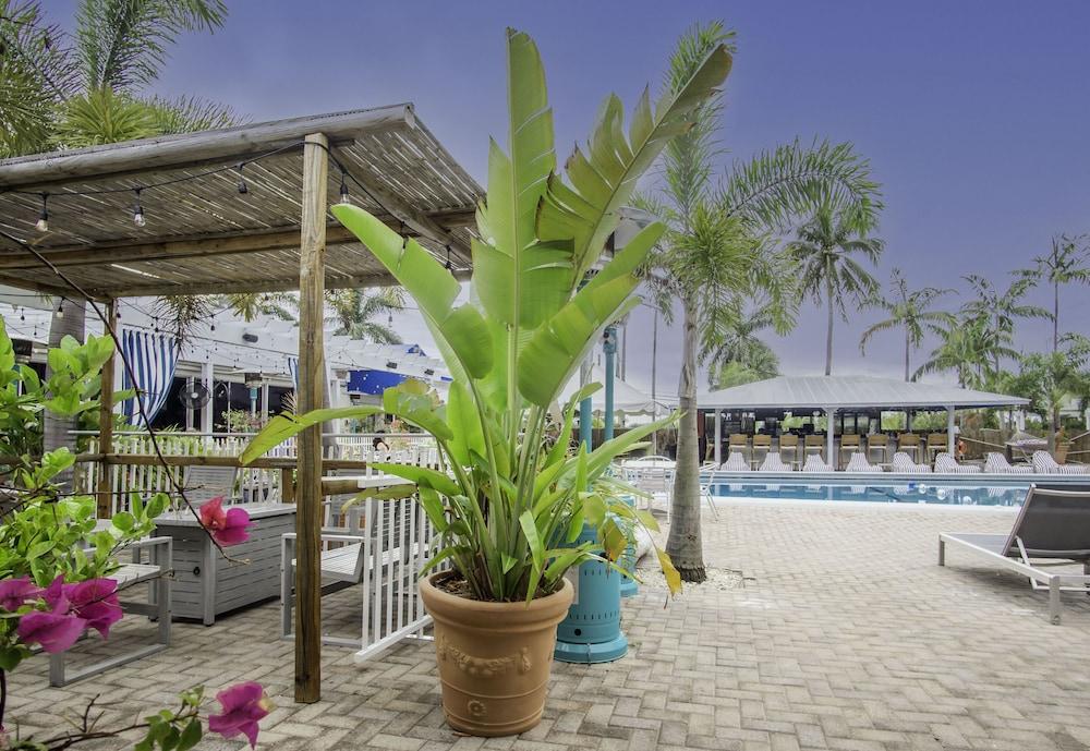 Skipjack Resort & Marina photo 97