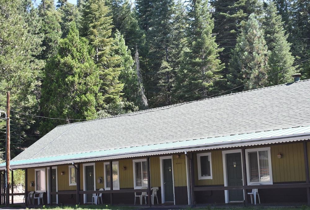 White Chief Mountain Lodge photo 38
