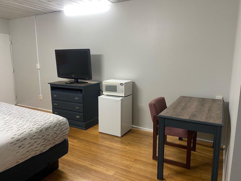 Discovery Inn Macon photo 10