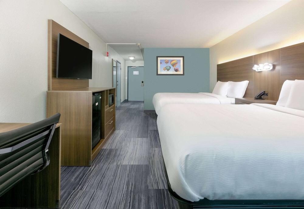 Baymont by Wyndham Chattanooga/Eastridge photo 16
