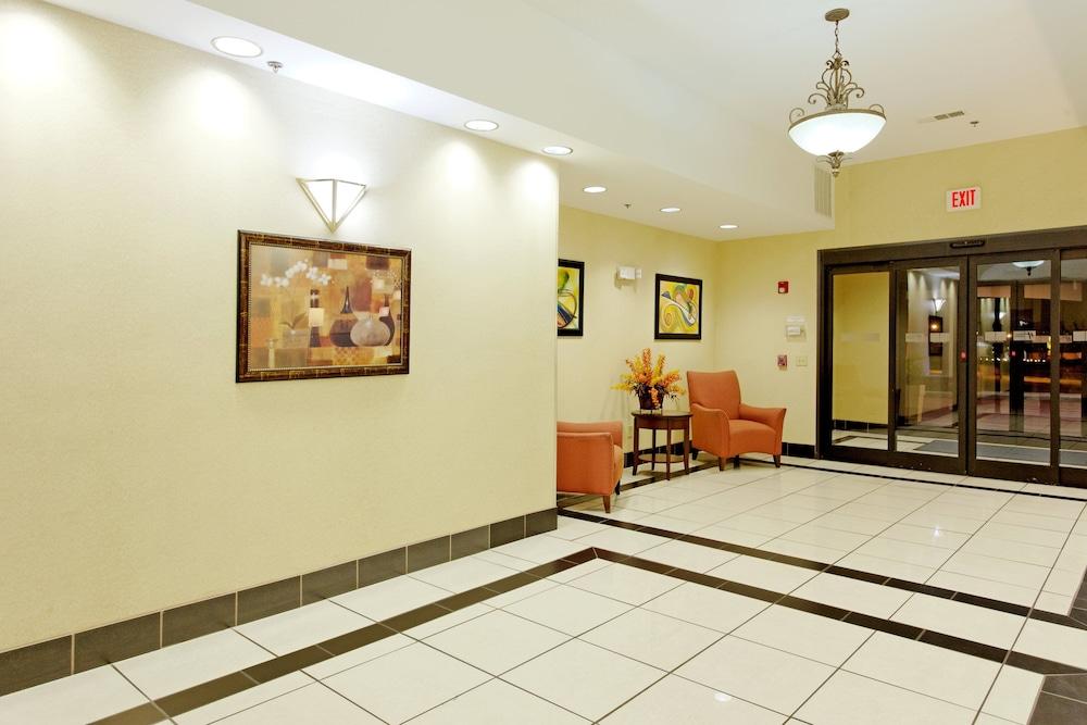 Holiday Inn Express Hotel & Suites Sylacauga by IHG photo 32