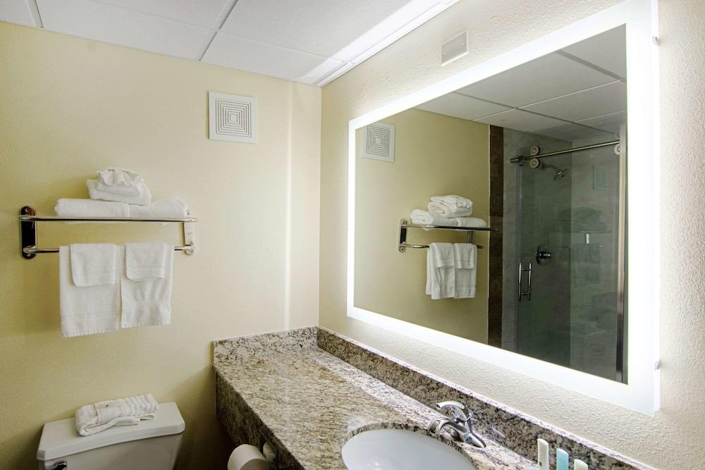 Quality Inn & Suites Richburg I-77 photo 13