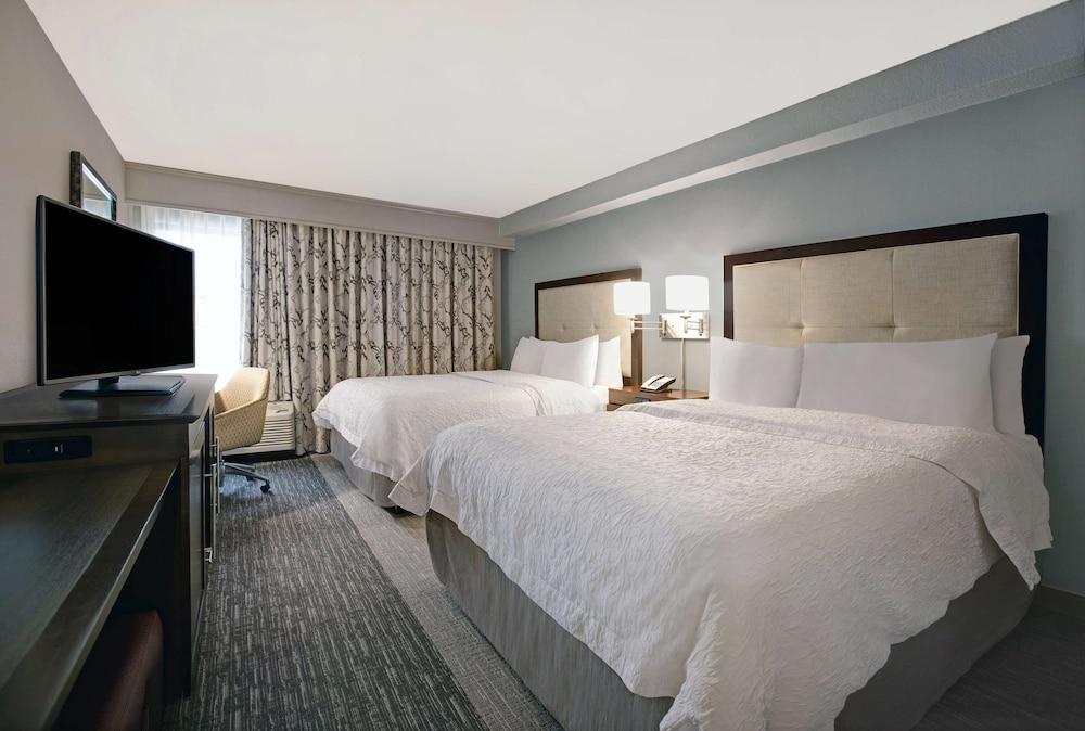 Hampton Inn Greenville I-385 - Woodruff Rd. photo 4