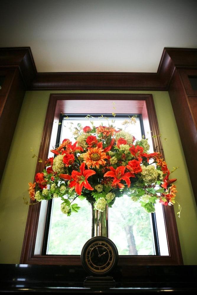 Main Street Inn photo 26