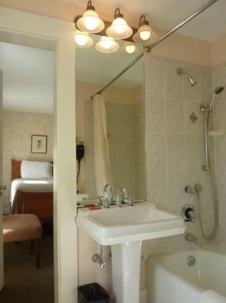 The Franconia Inn photo 64