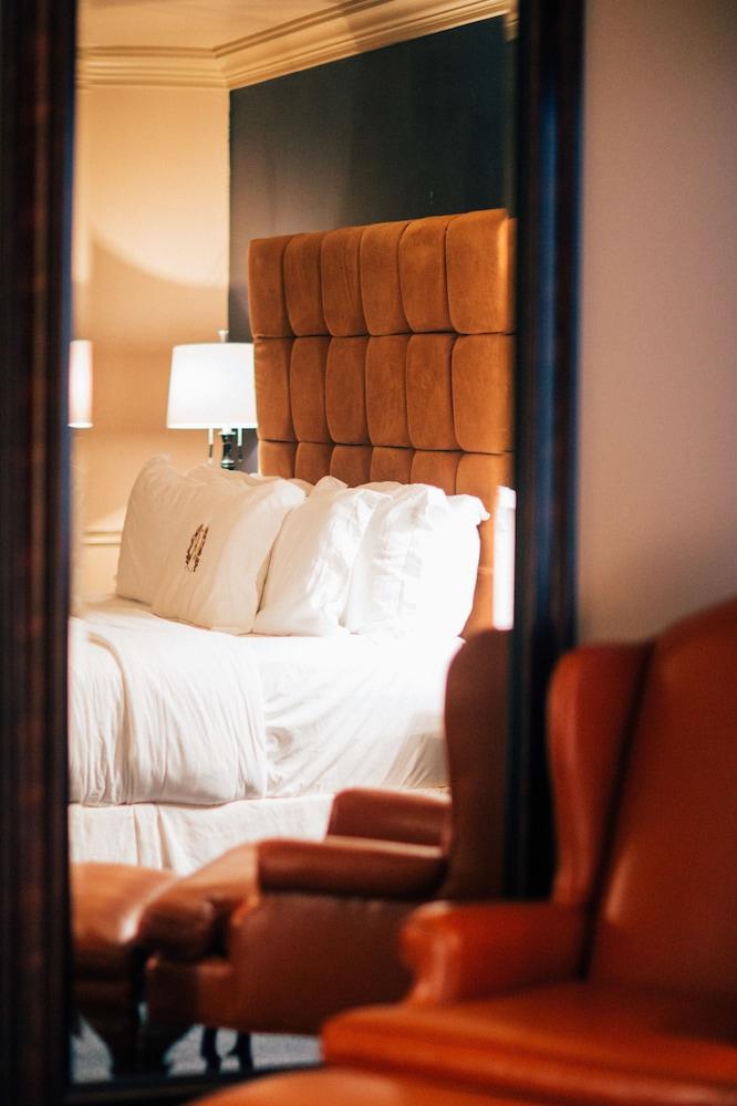 The Remington Suite Hotel and Spa photo 42