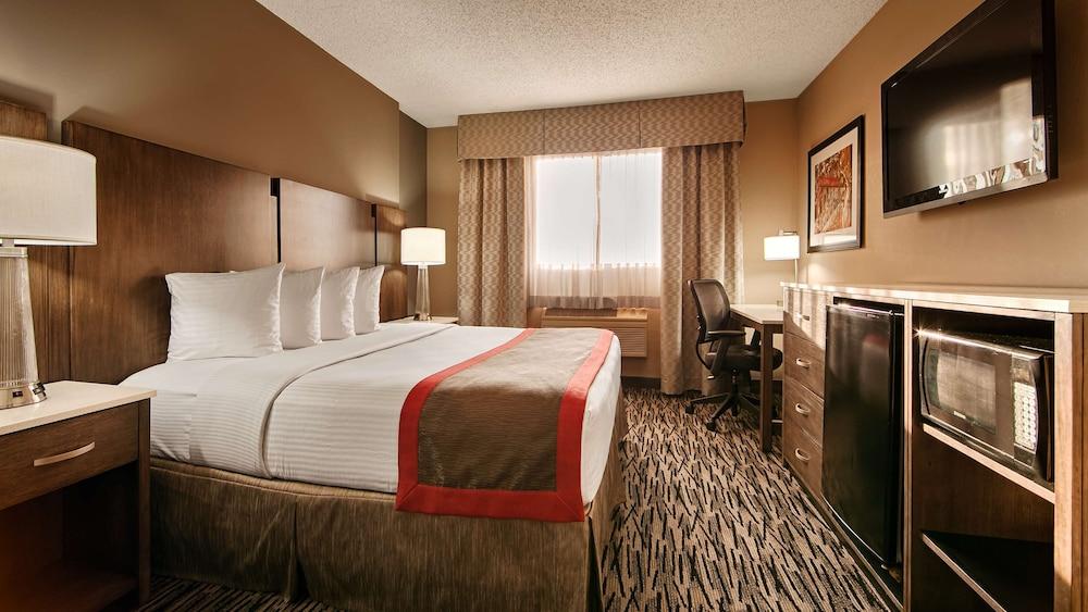 Best Western Los Alamitos Inn & Suites photo 18