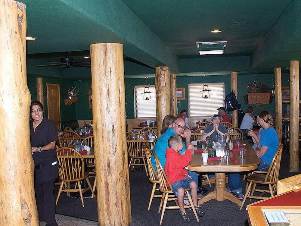 Three Bear Lodge photo 3